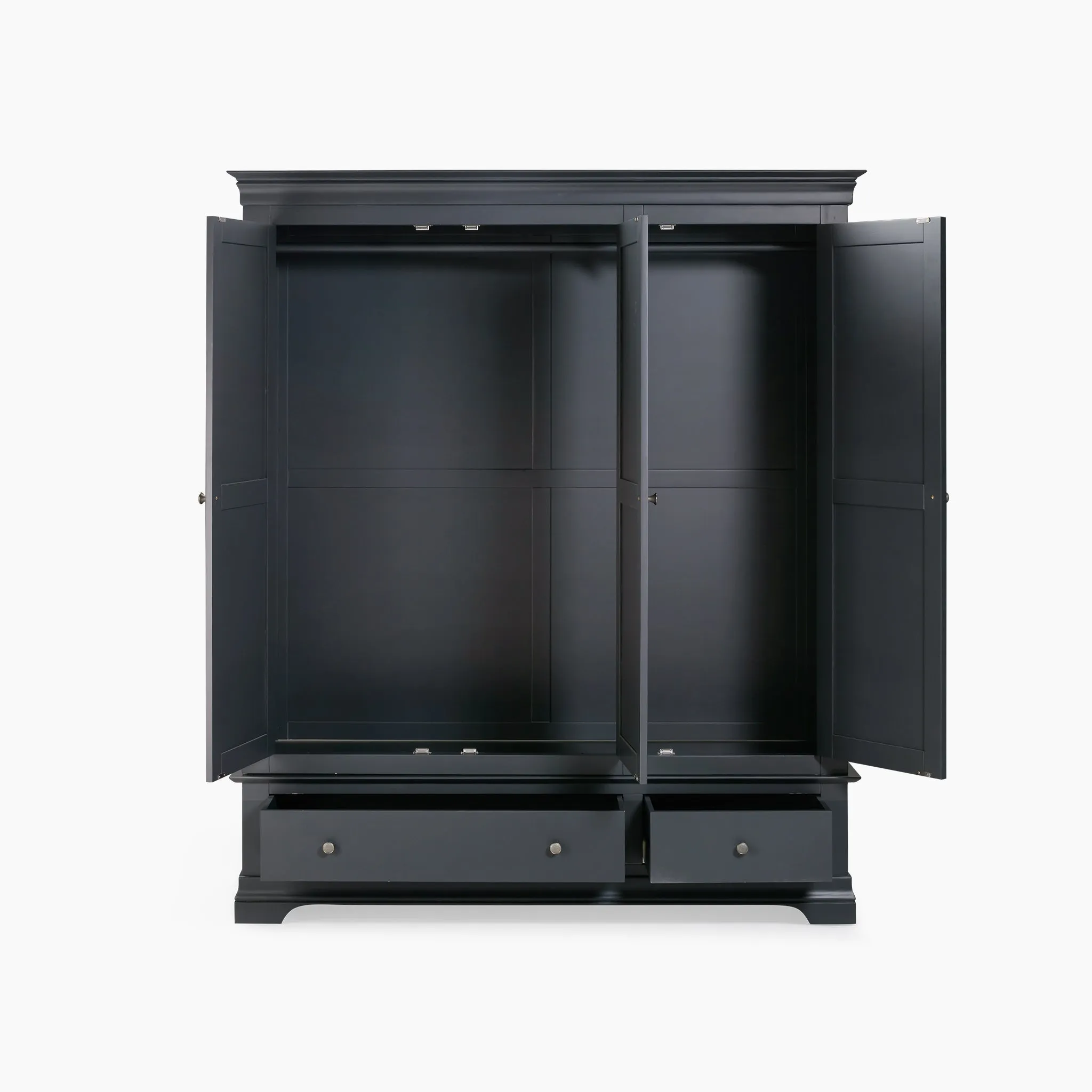 Chalbury Triple Wardrobe in Dusky Black