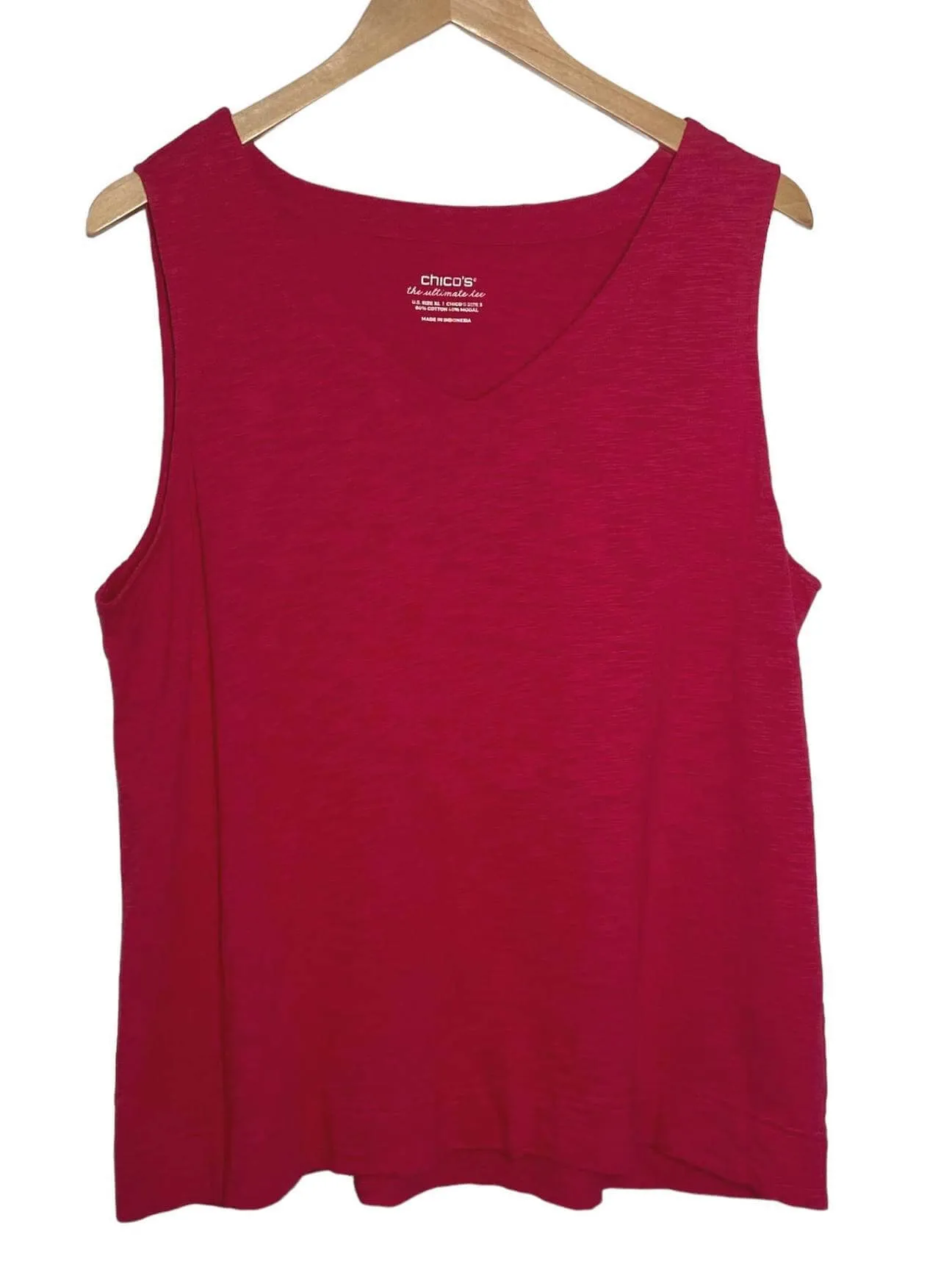 Cool Winter Berry Sleeveless V-neck Tee