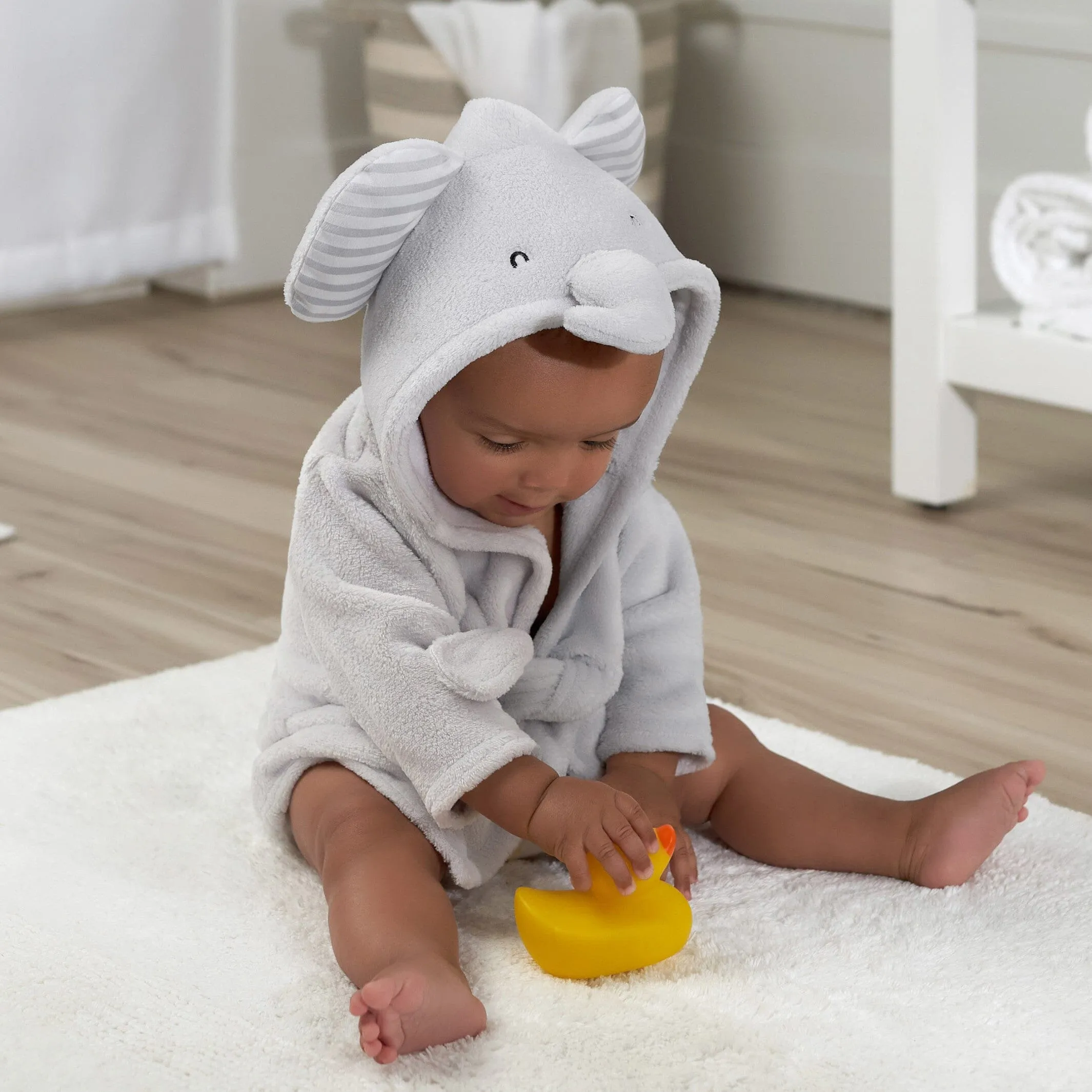 Embroidered Baby Neutral Elephant Robe