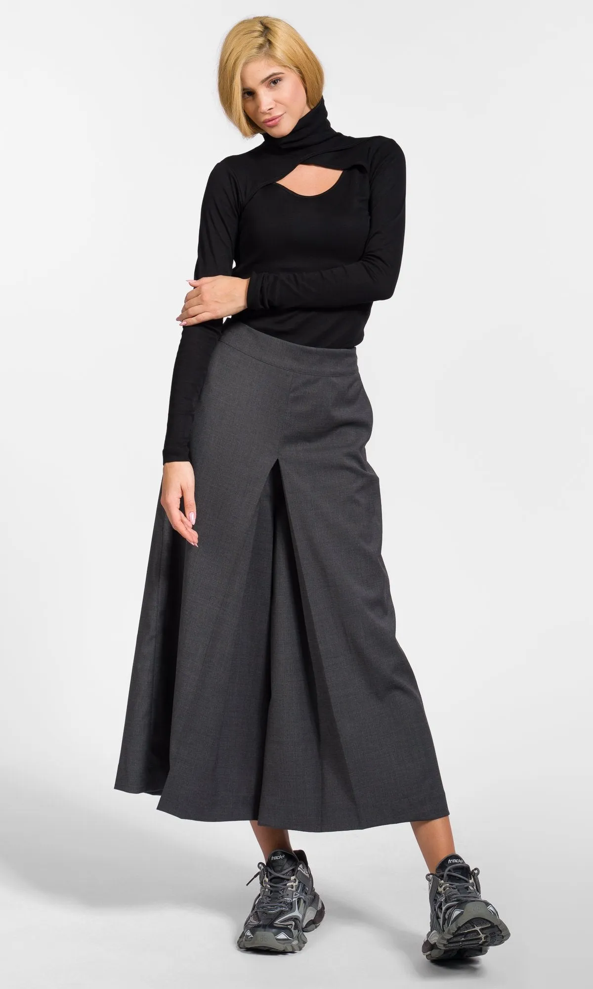 Inverted Pleat Skirt Pants