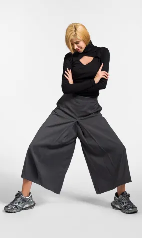 Inverted Pleat Skirt Pants