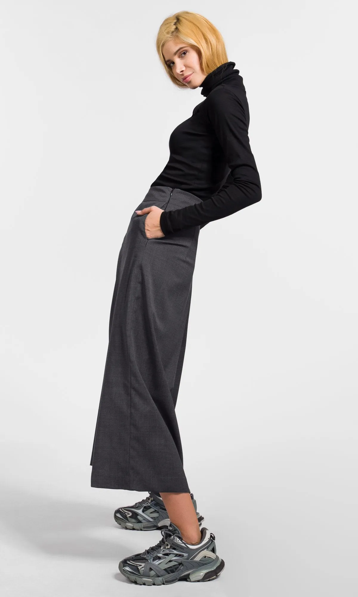 Inverted Pleat Skirt Pants