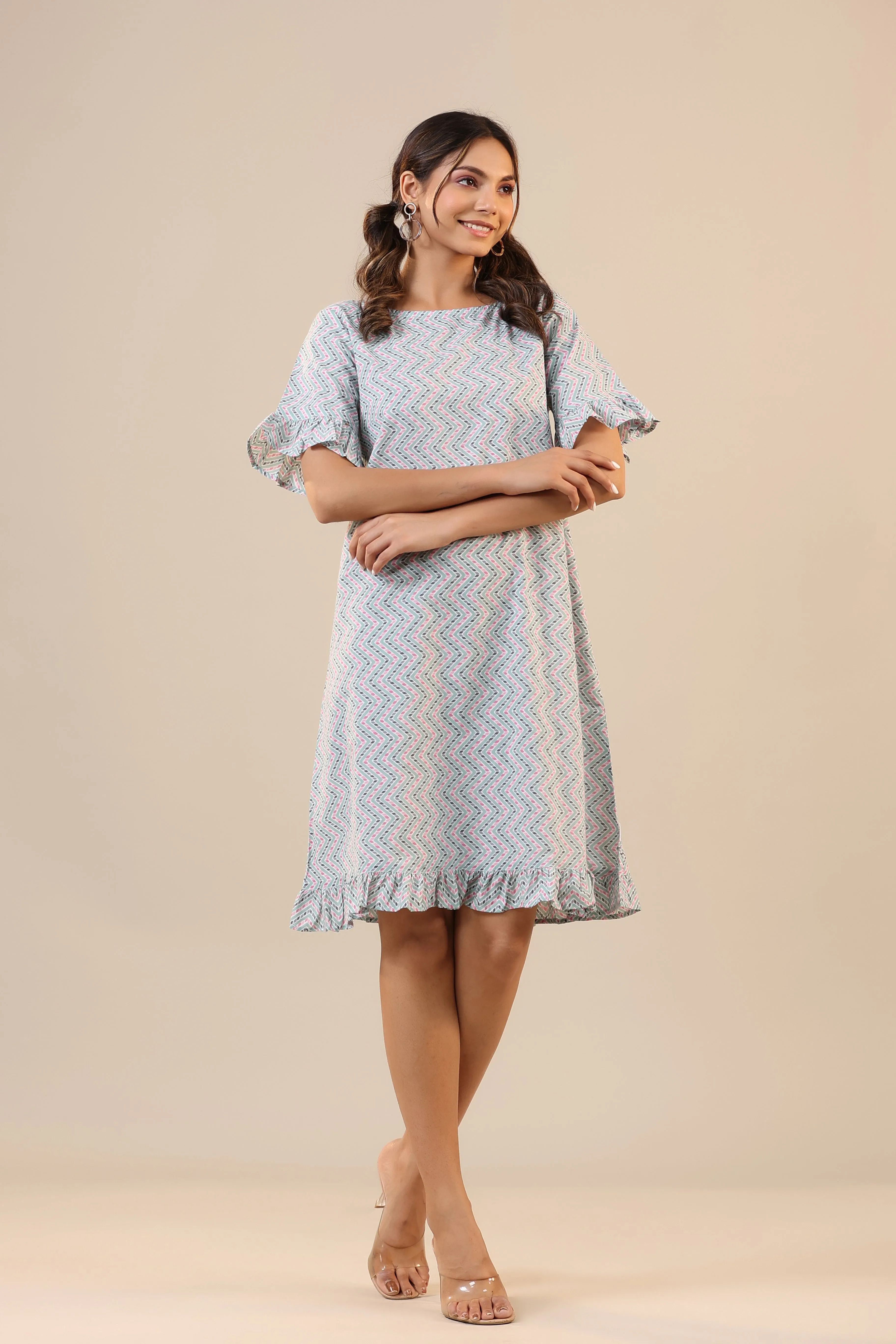 Parallel Zigazag Stripes on Light Blue T-shirt Dress