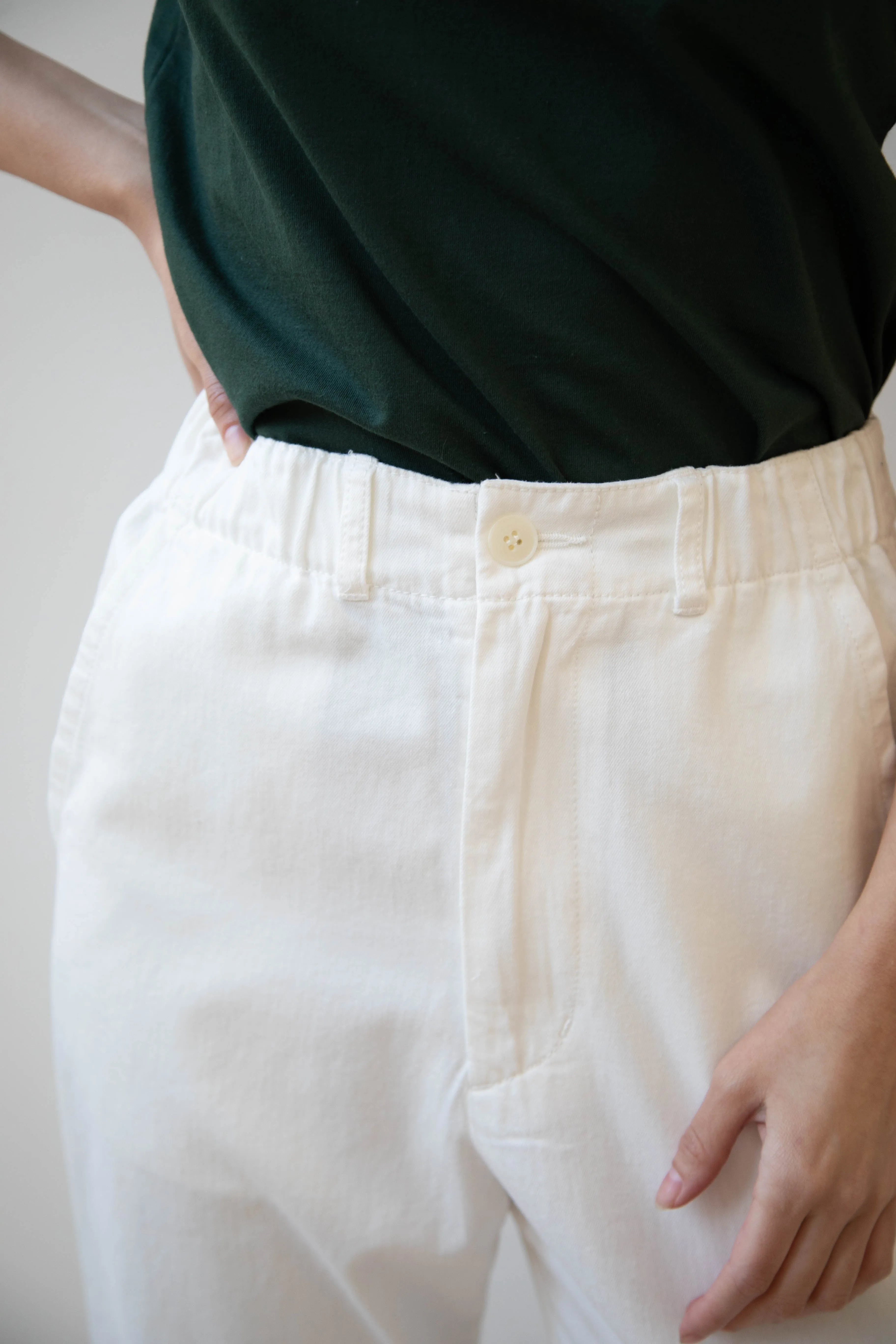 Pas de Calais | Recycled Yarn Denim Cropped Pants in White