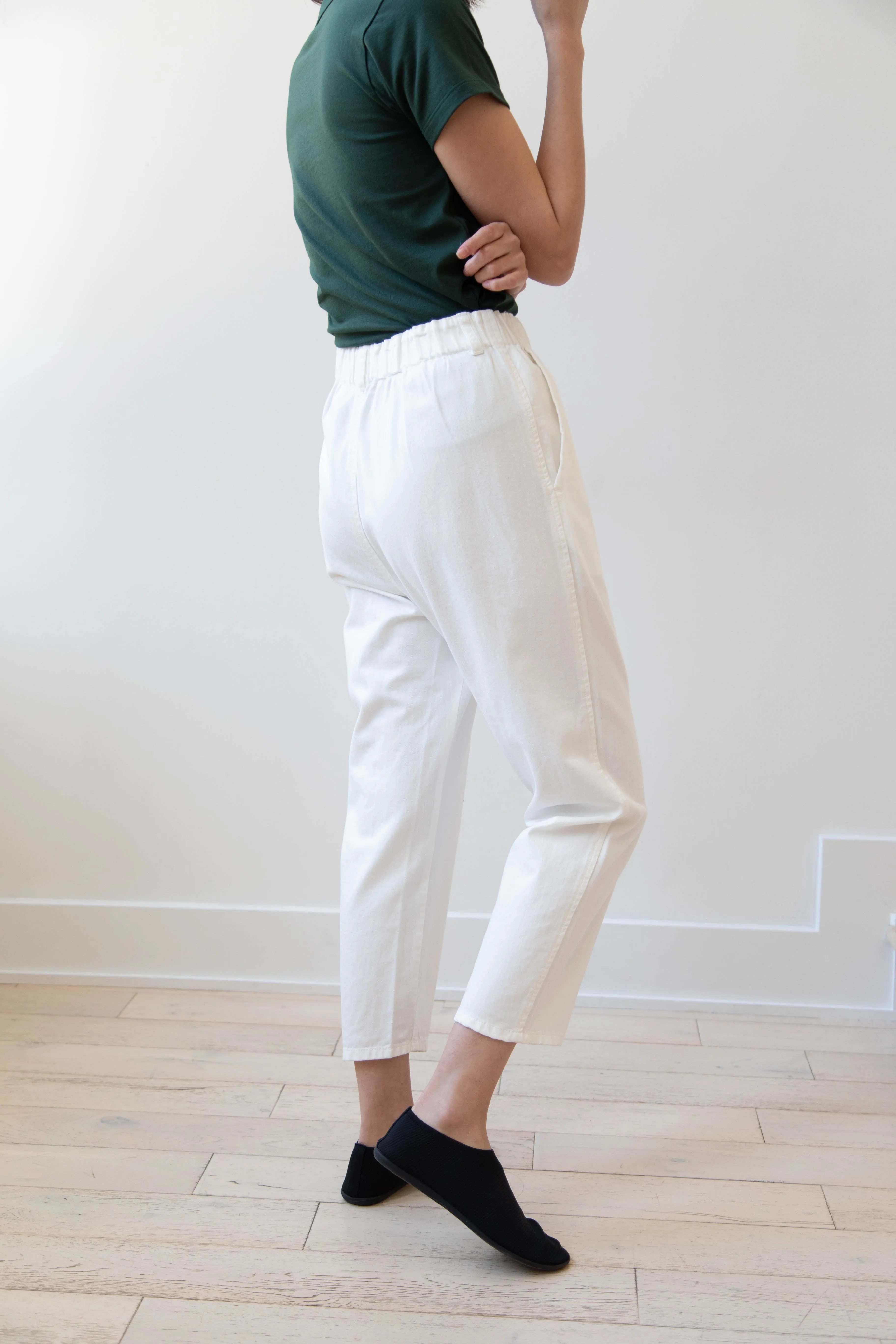 Pas de Calais | Recycled Yarn Denim Cropped Pants in White