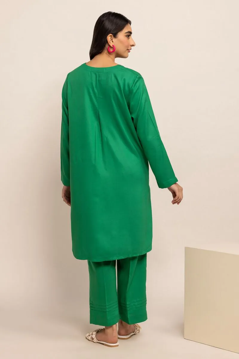 Winter Essentials 23 - Contemporary Kameez Eet23539